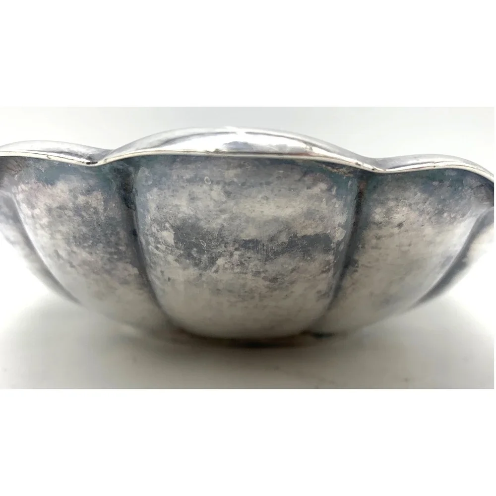 Reed & Barton Holiday 111 Silverplate Bread Tray Scalloped Oval Vintage Dish